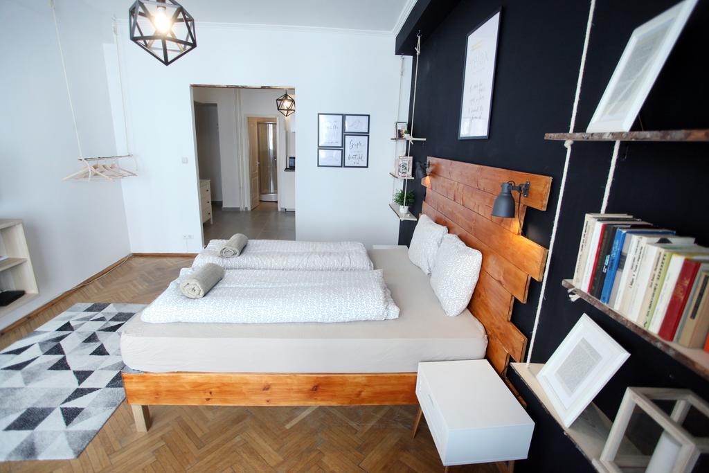 D.Five Inspire Apartment Budapeste Exterior foto